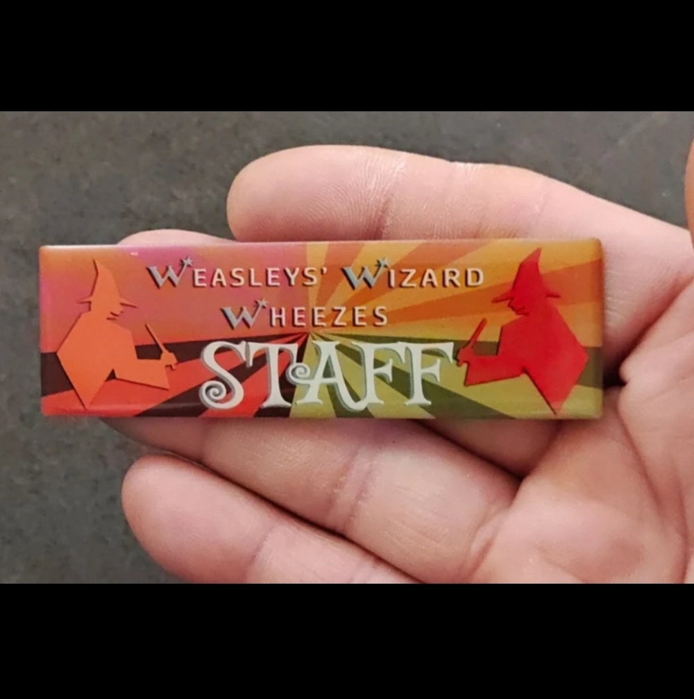 Rare LitJoy Harry Potter Weasleys' Wizard Wheezes Staff Silver Tone Badge Pin